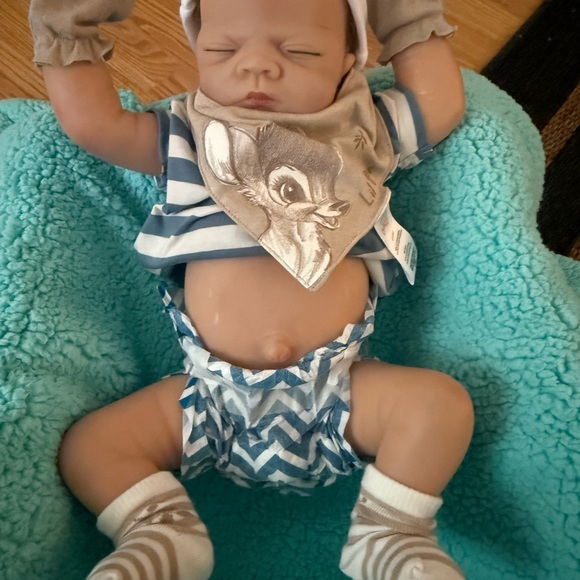 Ashton Drake so truly real"Charlie" - Picture 1 of 15